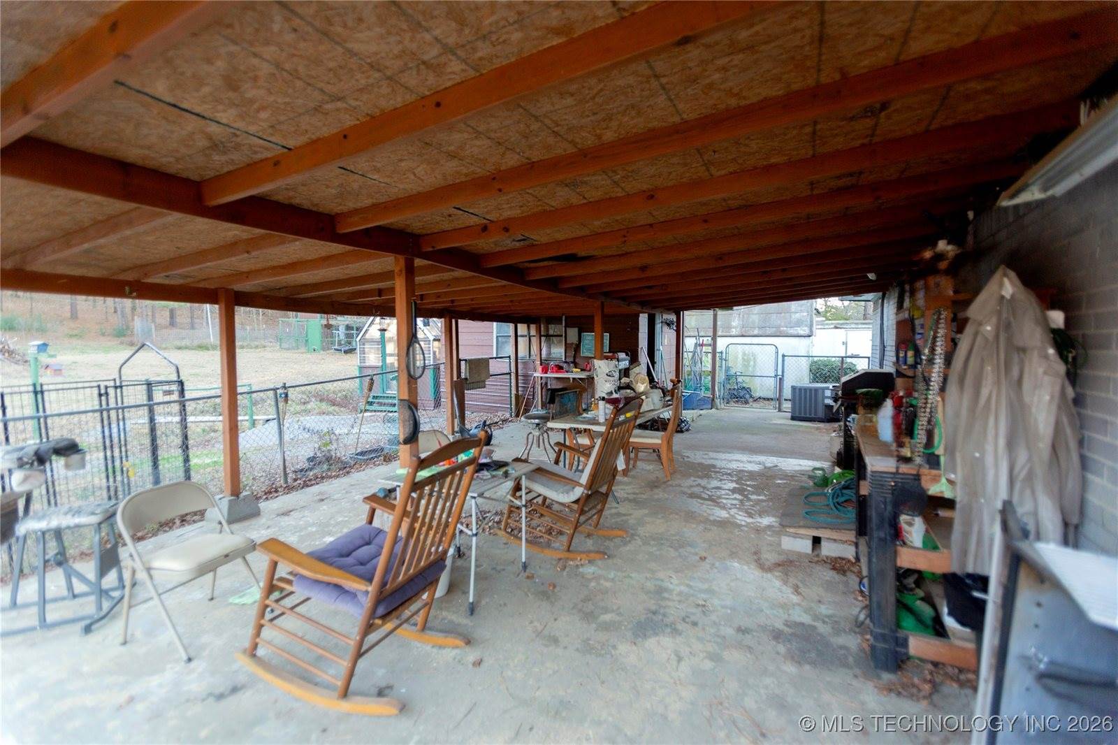 4537 NE 104th Road, Wilburton, OK 74578