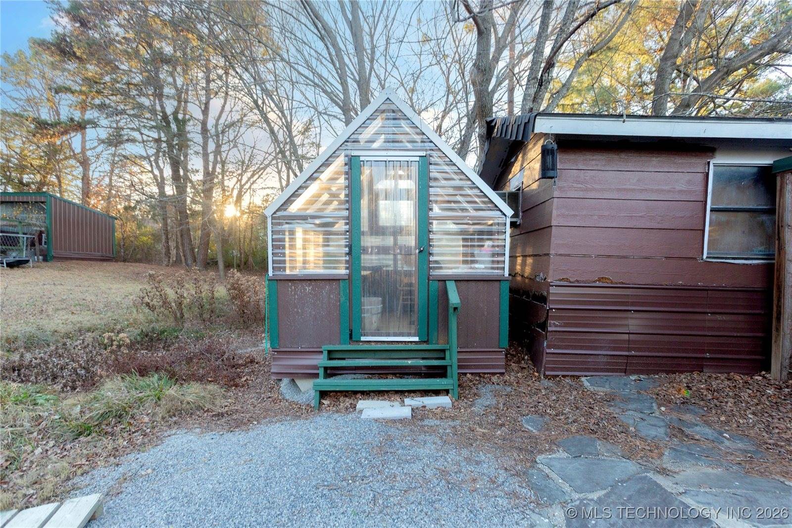 4537 NE 104th Road, Wilburton, OK 74578