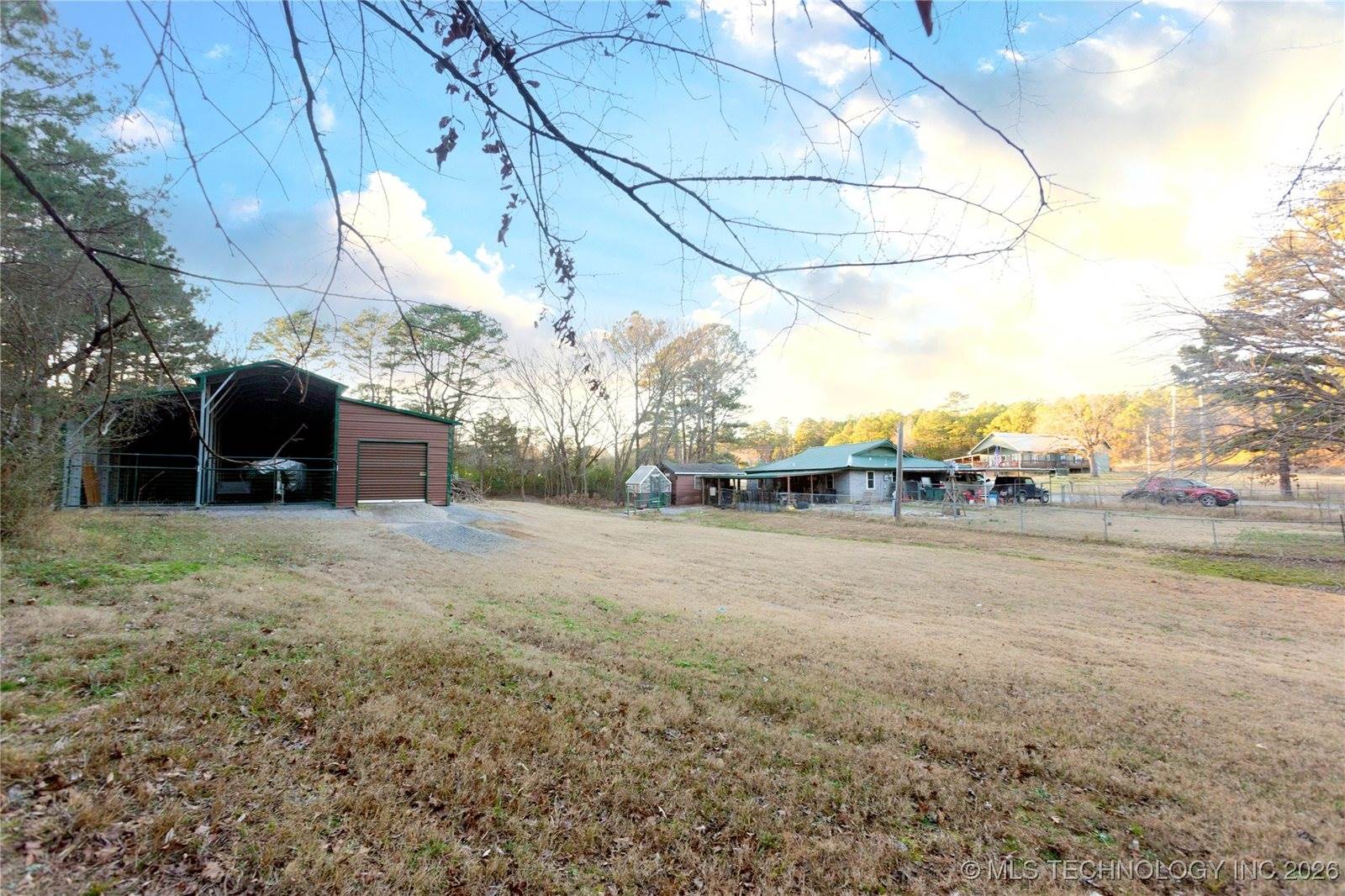 4537 NE 104th Road, Wilburton, OK 74578