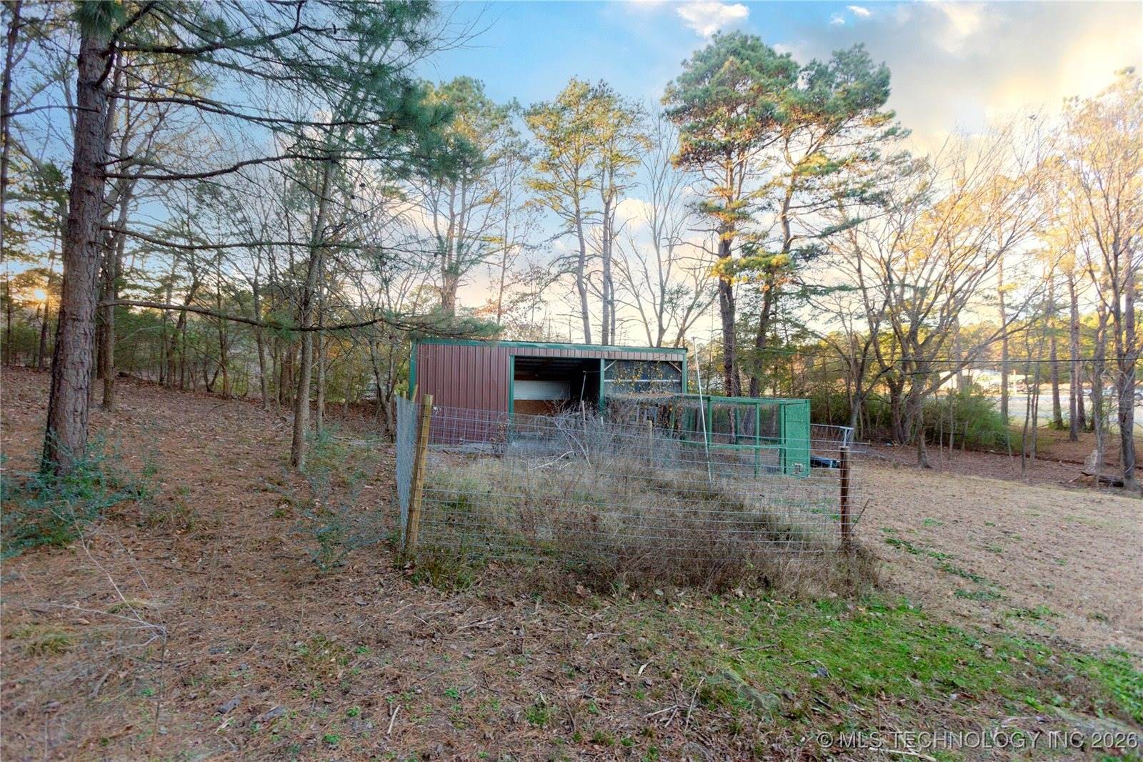 4537 NE 104th Road, Wilburton, OK 74578