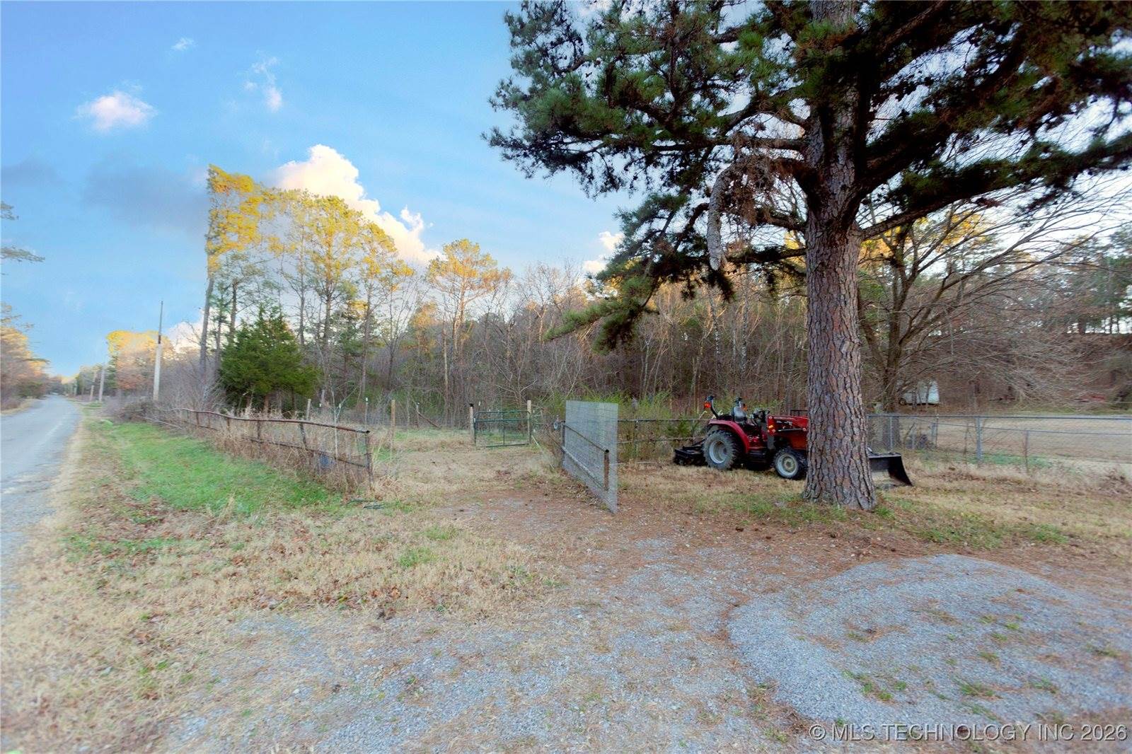 4537 NE 104th Road, Wilburton, OK 74578