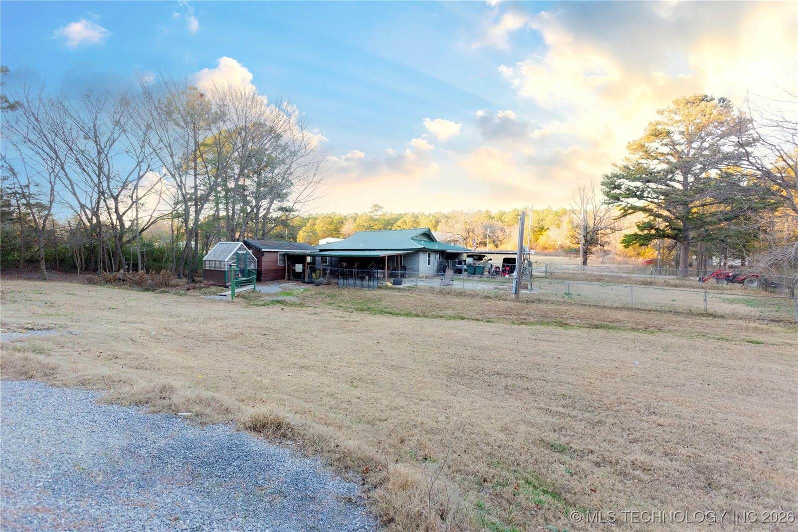 4537 NE 104th Road, Wilburton, OK 74578