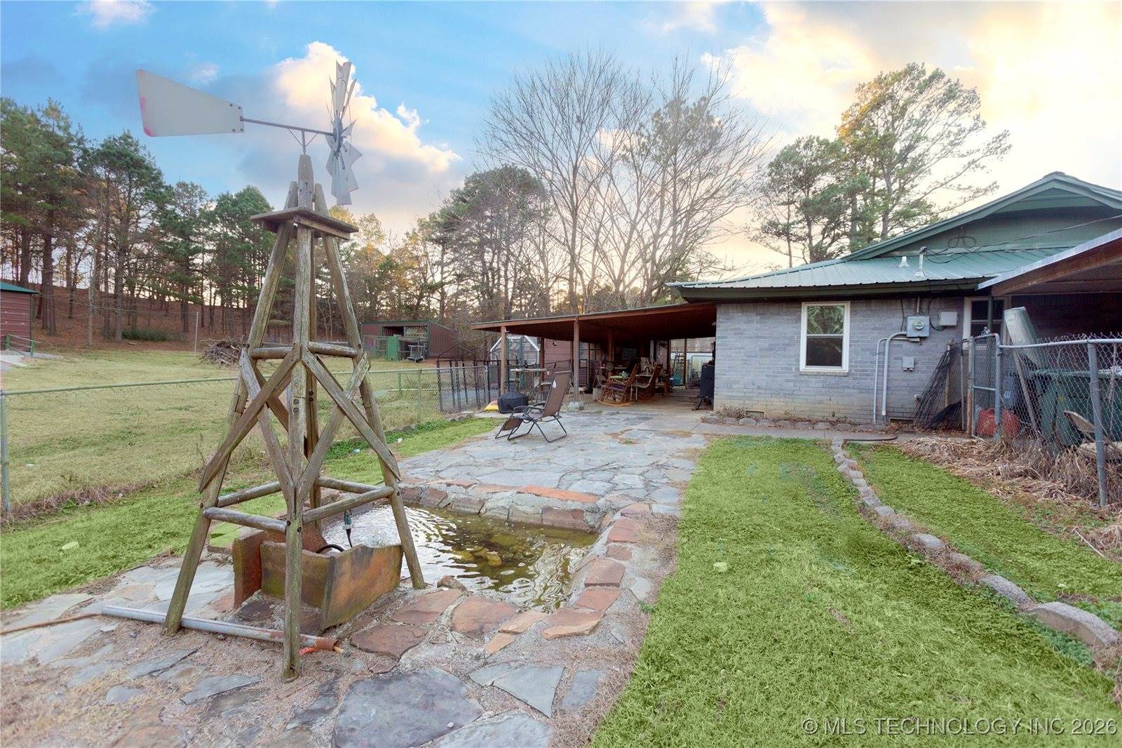 4537 NE 104th Road, Wilburton, OK 74578