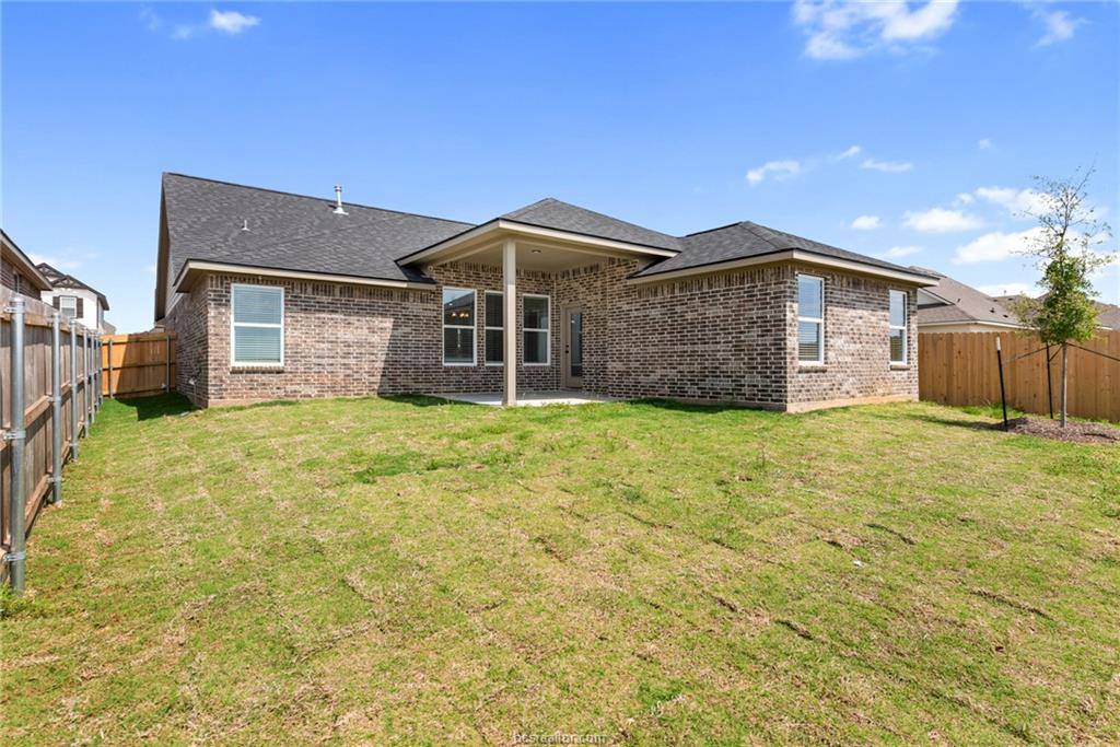 6110 Pocono Drive, College Station, TX 77845