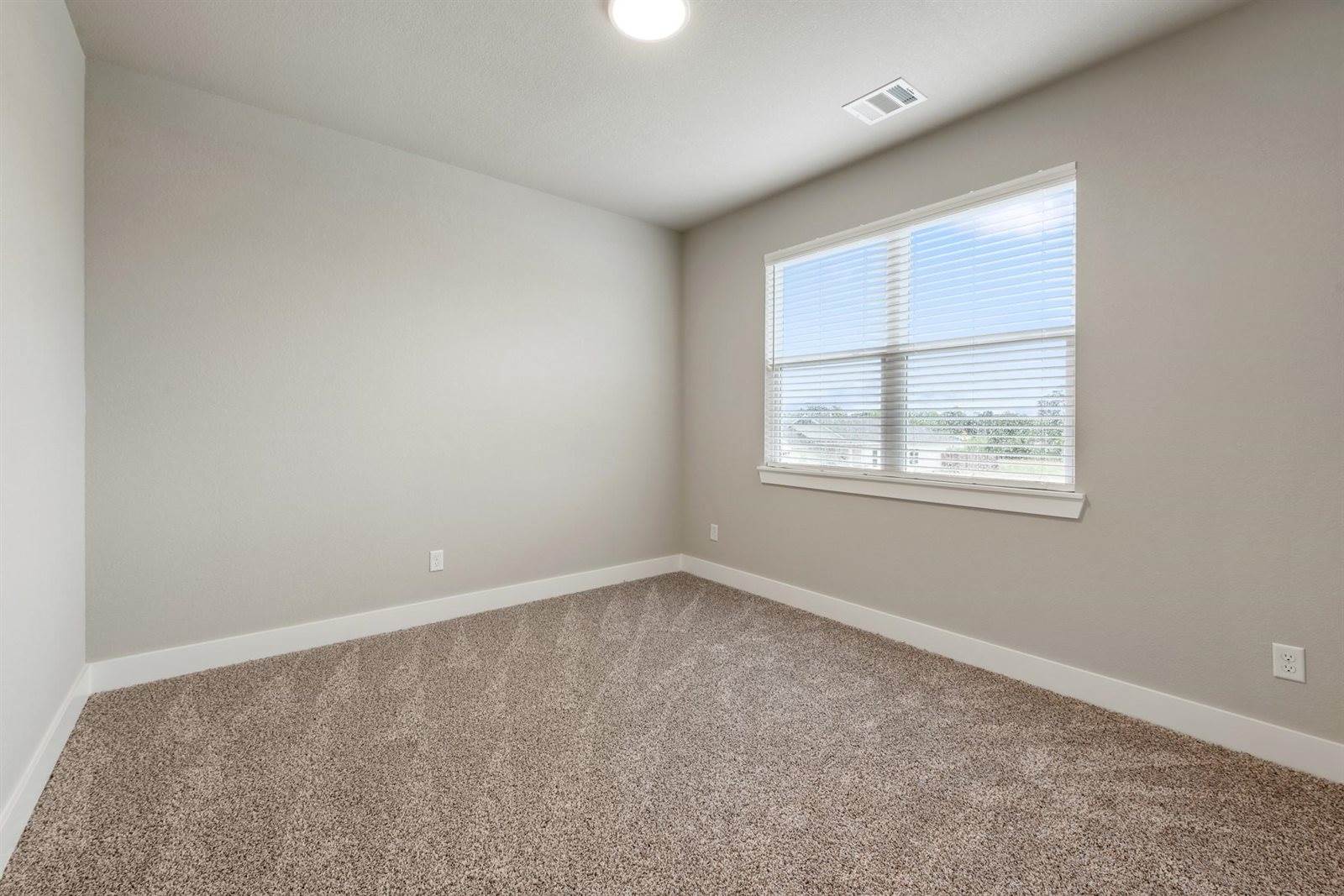 913 Fork Court, College Station, TX 77845