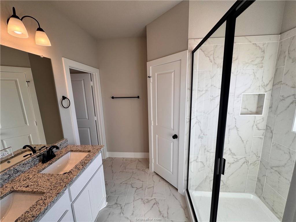 1227 Patriot Drive, College Station, TX 77845