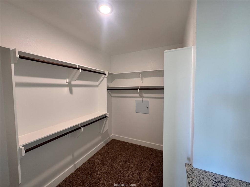 1227 Patriot Drive, College Station, TX 77845