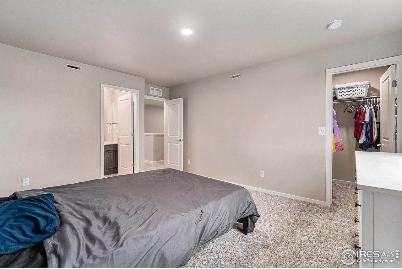 6637 6th St, Greeley, CO 80634