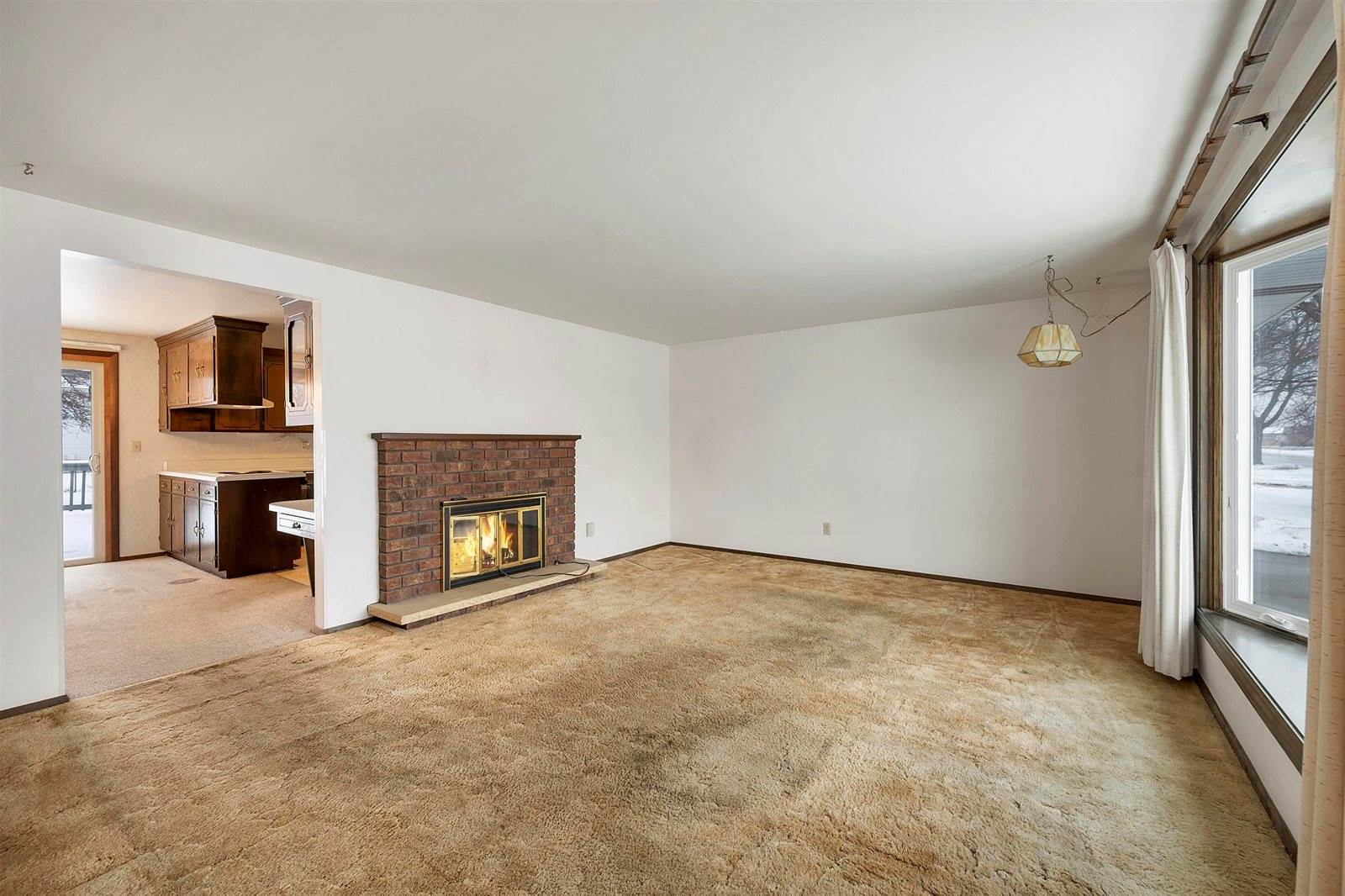 350 North Taylor Street, Green Bay, WI 54303