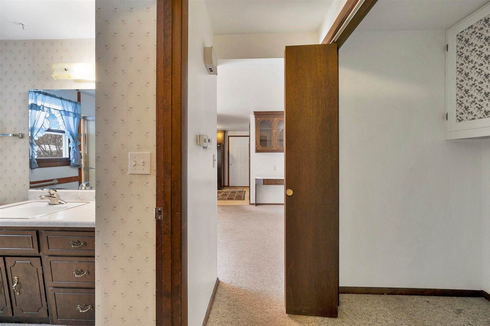 350 North Taylor Street, Green Bay, WI 54303