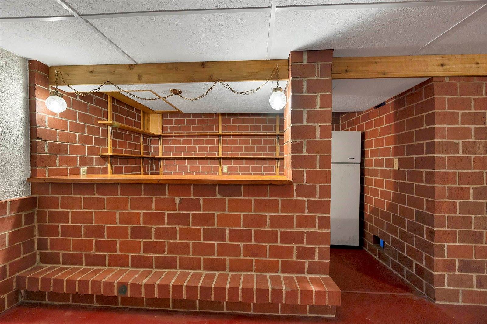 350 North Taylor Street, Green Bay, WI 54303