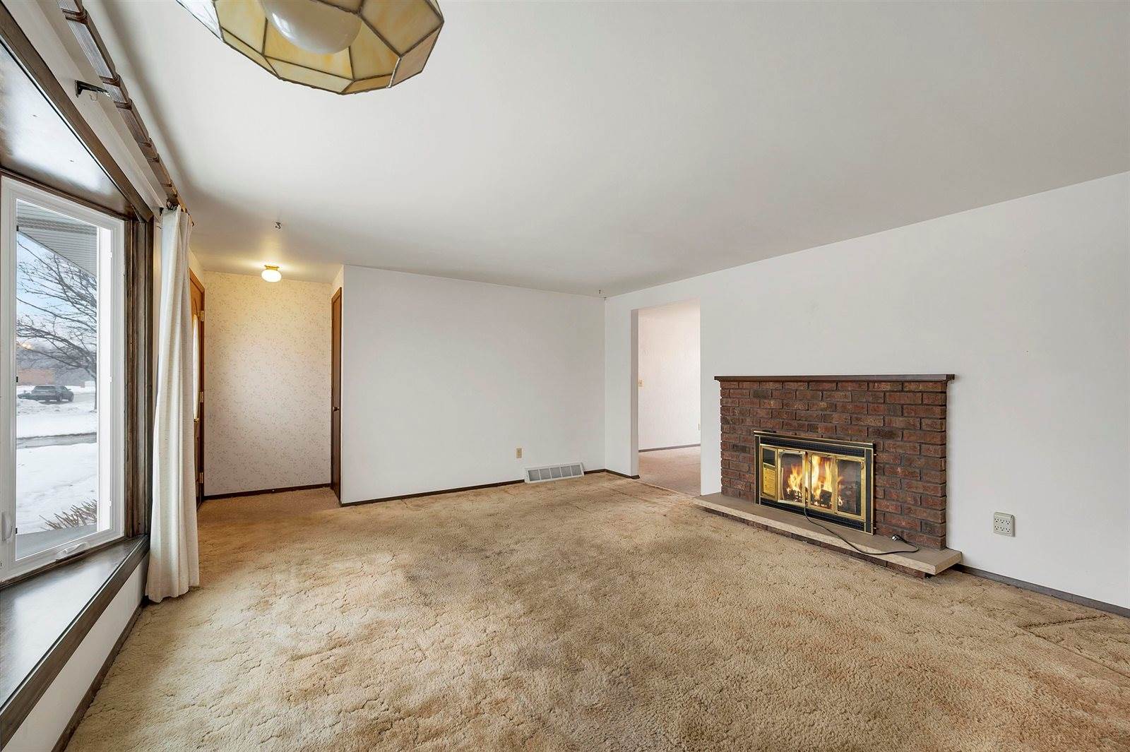 350 North Taylor Street, Green Bay, WI 54303