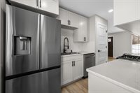 810 Summit Dr SW, Minot, ND 58701