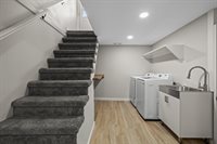 810 Summit Dr SW, Minot, ND 58701