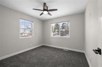 810 Summit Dr SW, Minot, ND 58701
