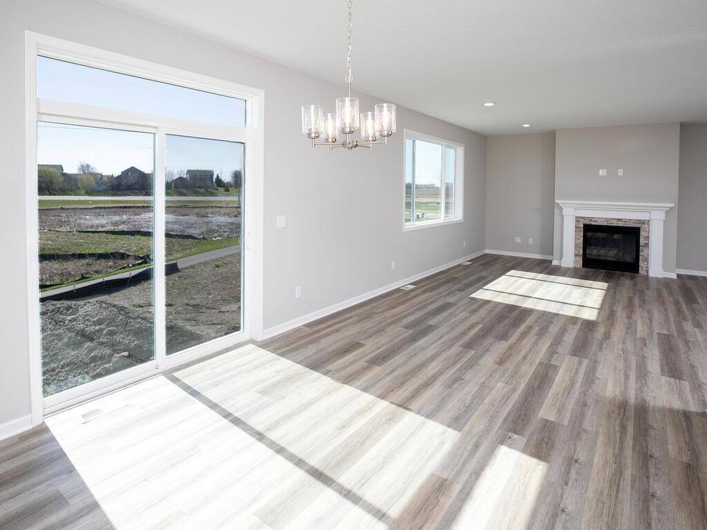 9698 32nd Street NE, Saint Michael, MN 55376