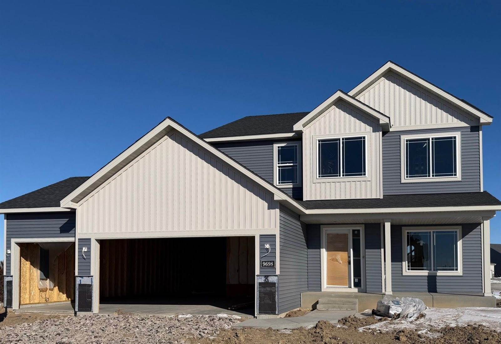 9698 32nd Street NE, Saint Michael, MN 55376