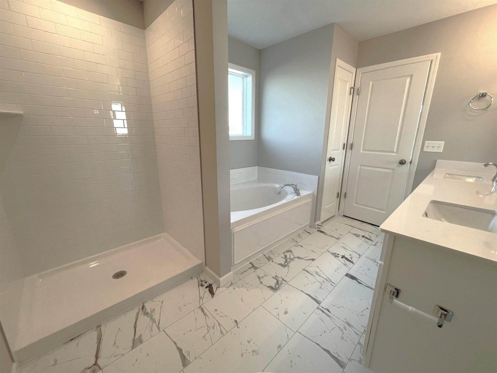 9698 32nd Street NE, Saint Michael, MN 55376