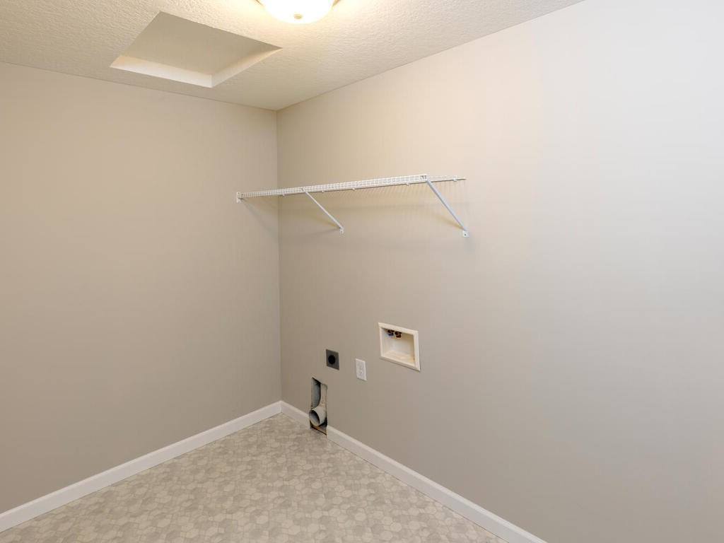 9698 32nd Street NE, Saint Michael, MN 55376