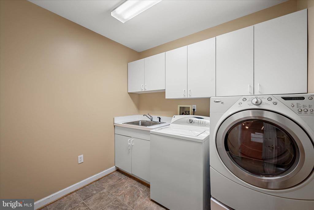 126 Fairground Road, Woodstock, VA 22664