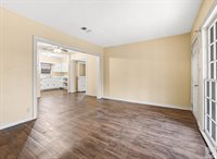 733 Arizona, Wake Village, TX 75501