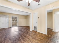 733 Arizona, Wake Village, TX 75501