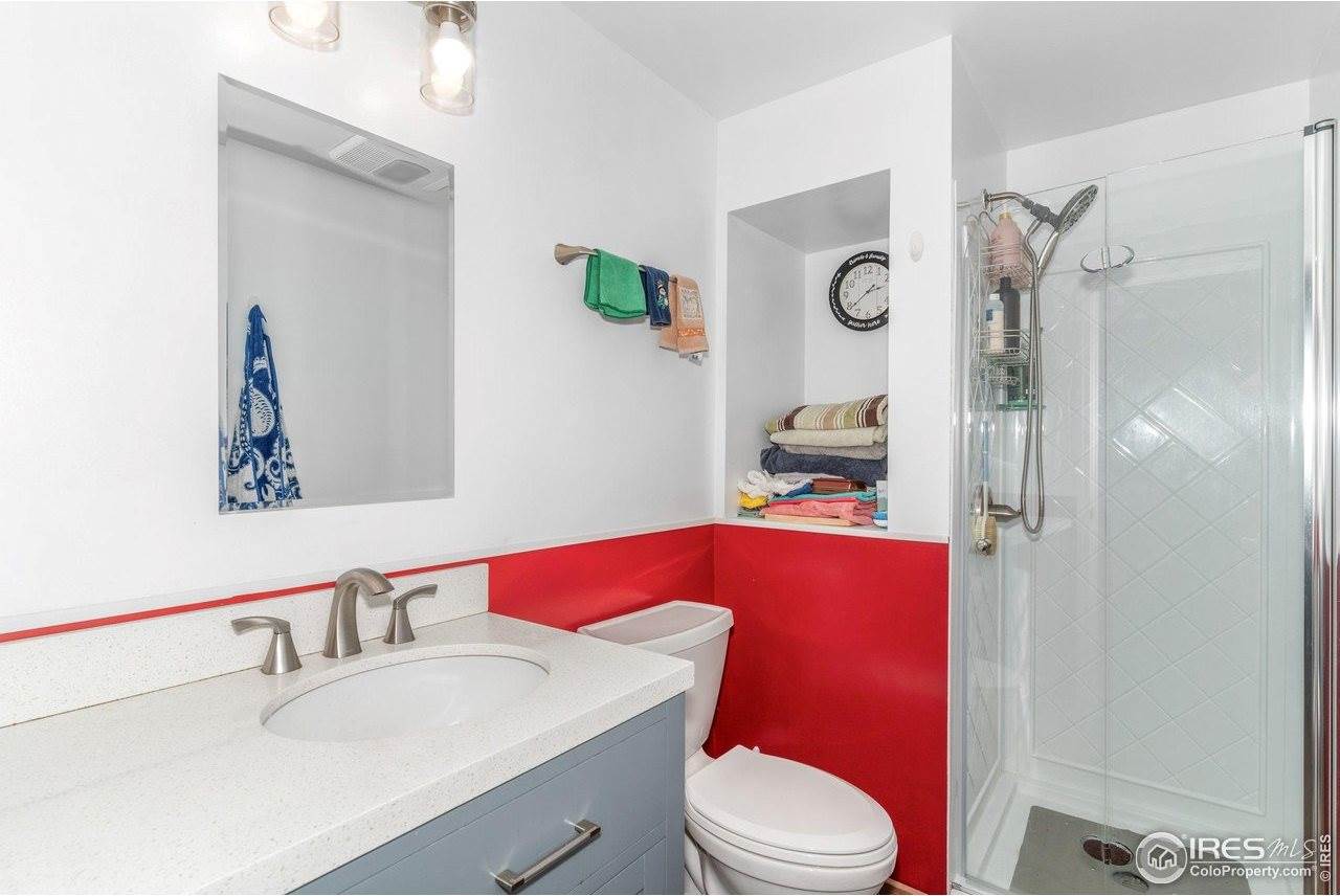 2268 Sopris Cir, Loveland, CO 80537