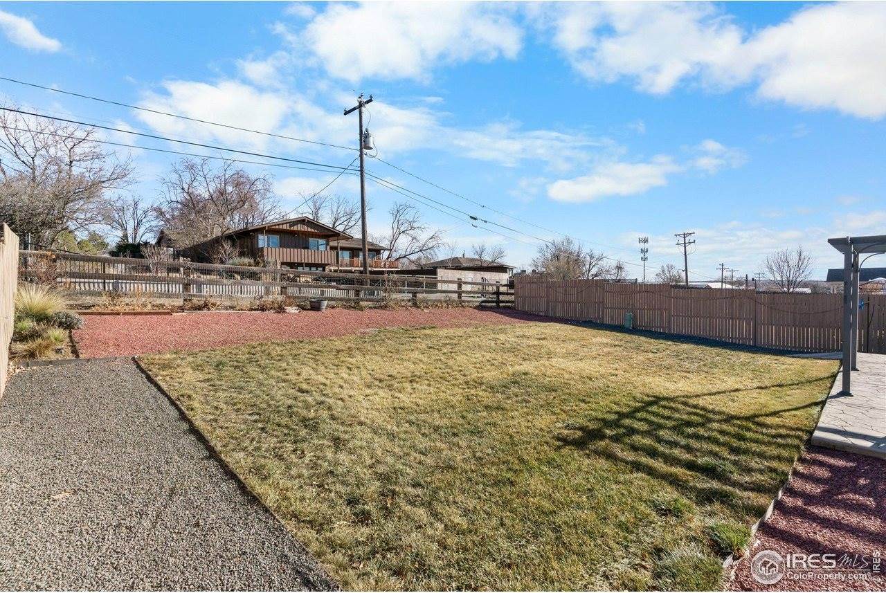 2268 Sopris Cir, Loveland, CO 80537