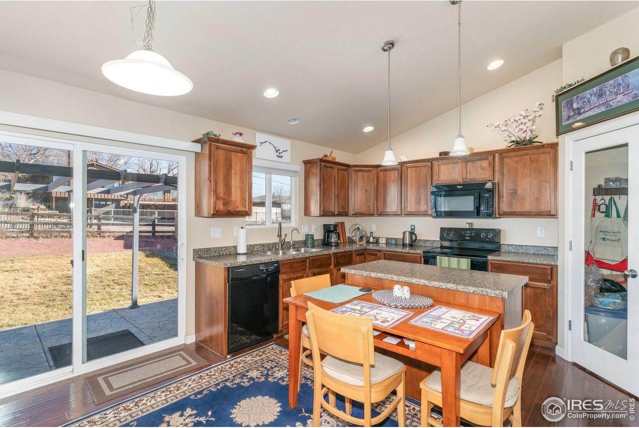 2268 Sopris Cir, Loveland, CO 80537