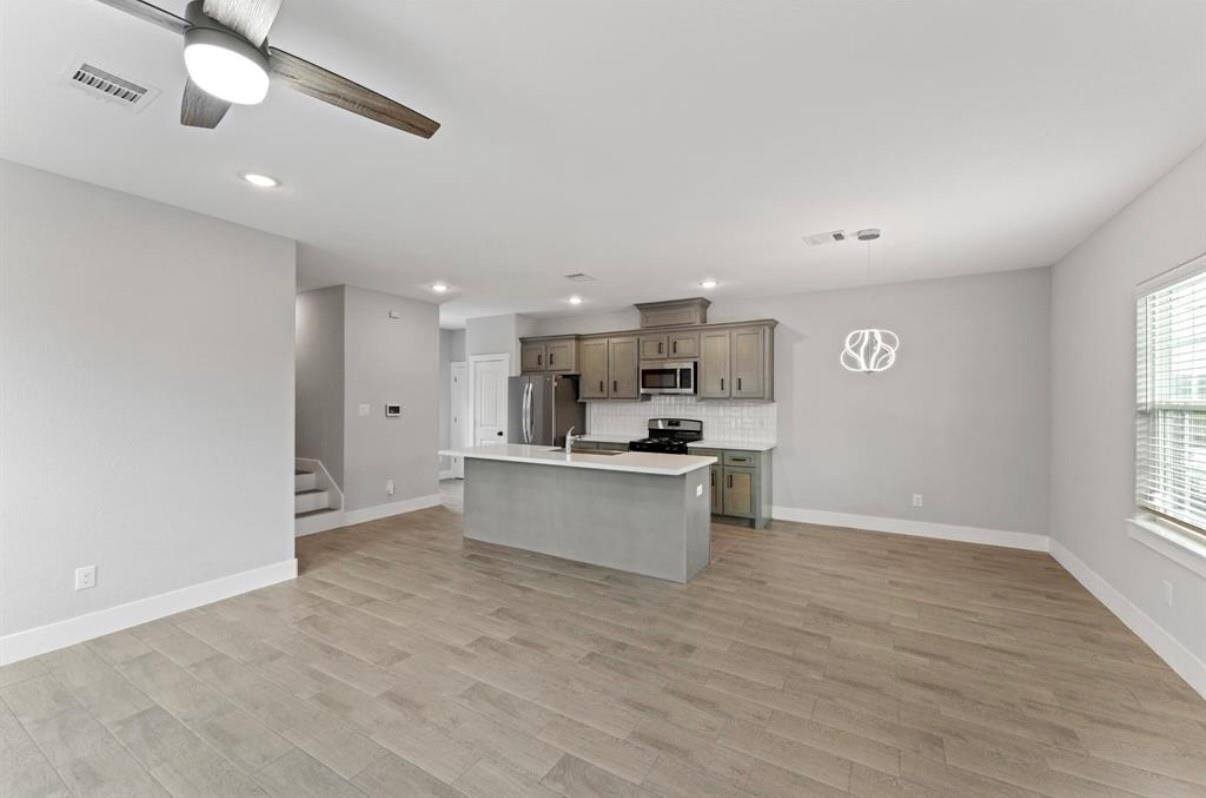 5140 Mallow Street, Houston, TX 77033