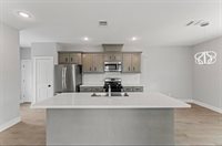 5140 Mallow Street, Houston, TX 77033