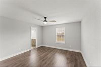 5140 Mallow Street, Houston, TX 77033