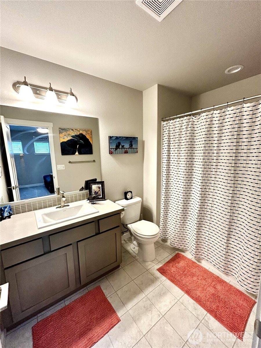 3219 63rd Avenue SW, Olympia, WA 98512