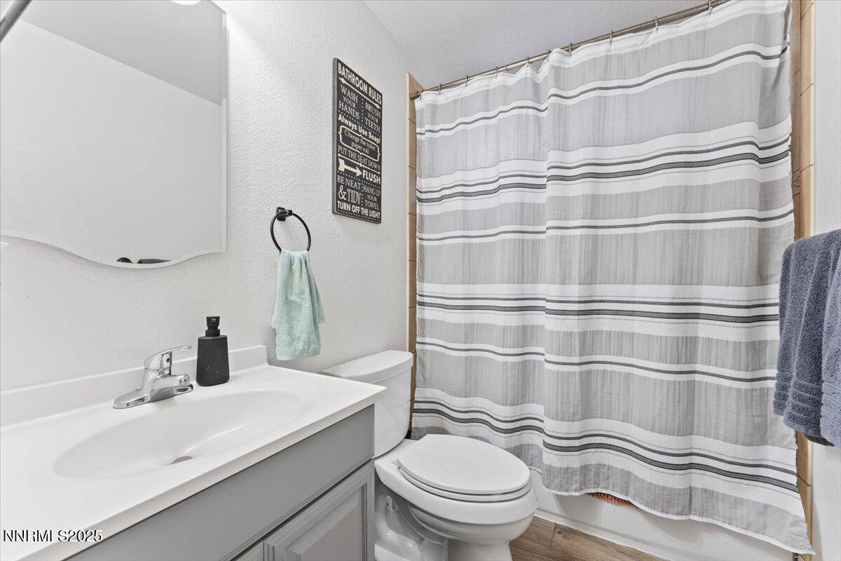 5490 Dolores Drive, Sparks, NV 89436