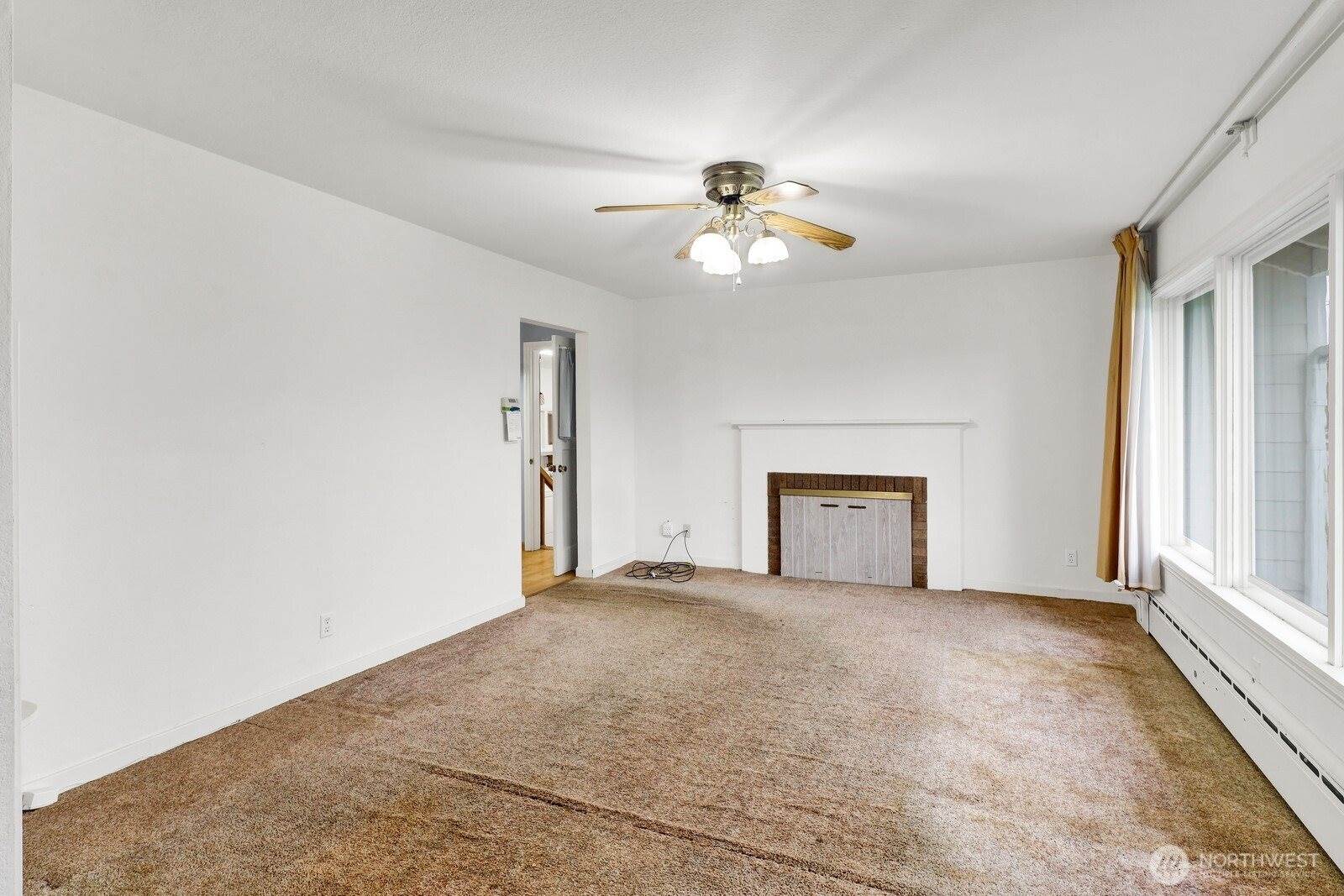 2827 Elm Street, Bellingham, WA 98225