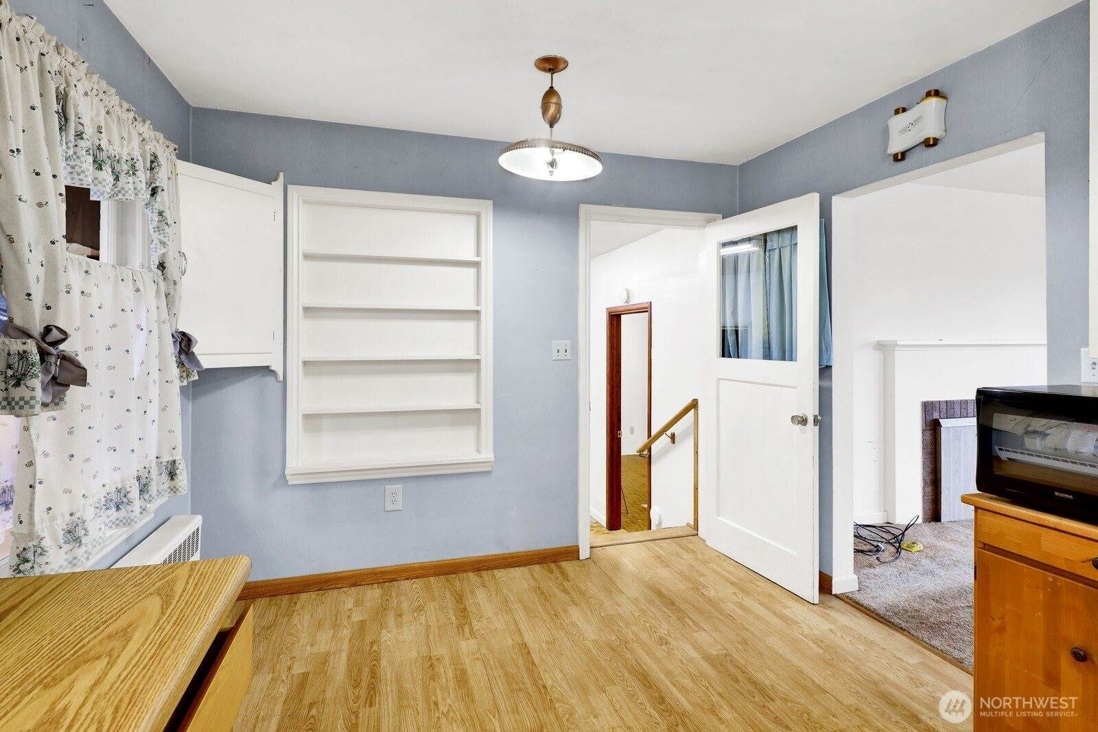 2827 Elm Street, Bellingham, WA 98225