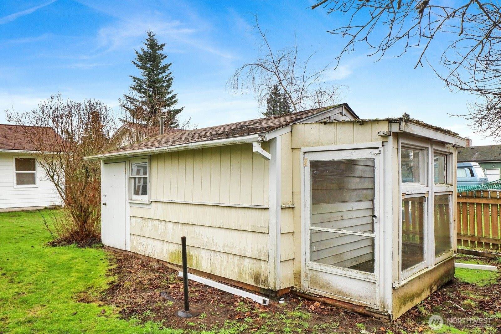 2827 Elm Street, Bellingham, WA 98225
