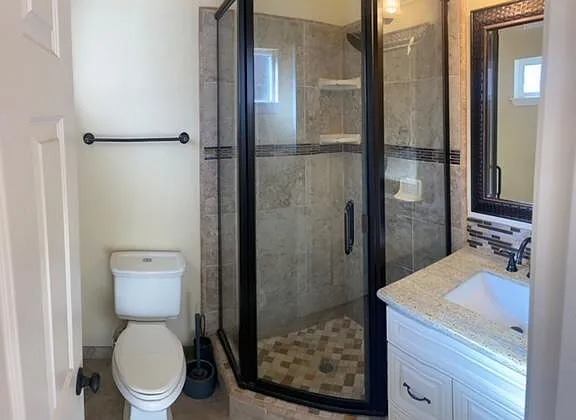 2712 T St, Sacramento, CA 95816