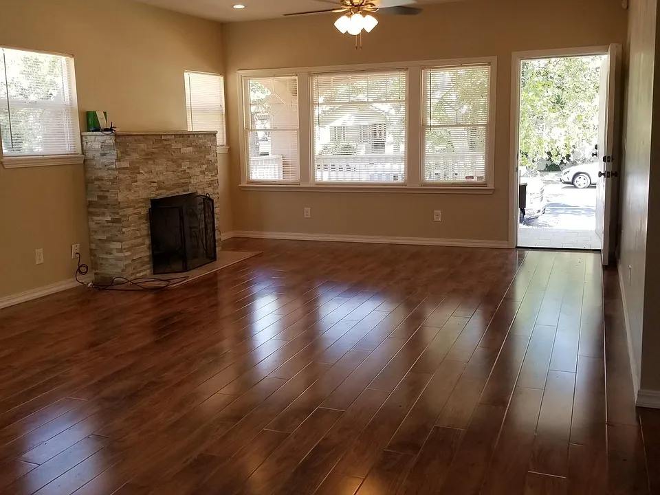 2712 T St, Sacramento, CA 95816