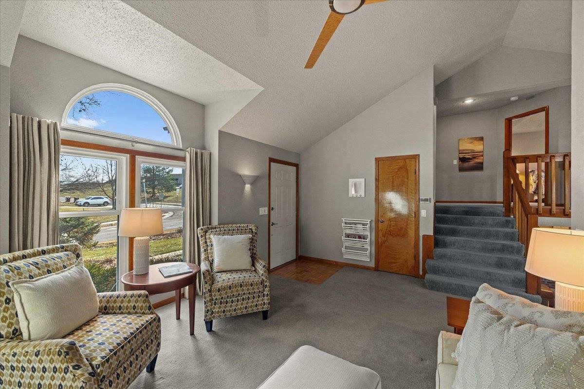 15778 Horton St, Overland Park, KS 66223