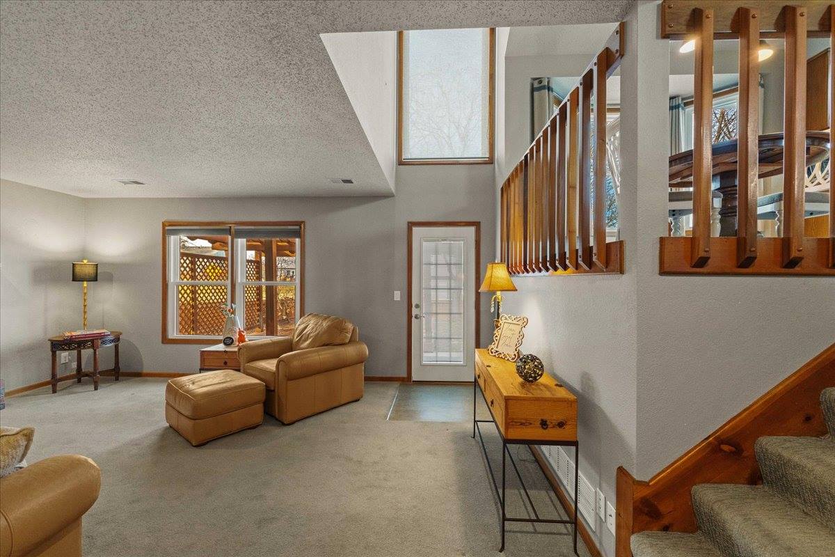 15778 Horton St, Overland Park, KS 66223