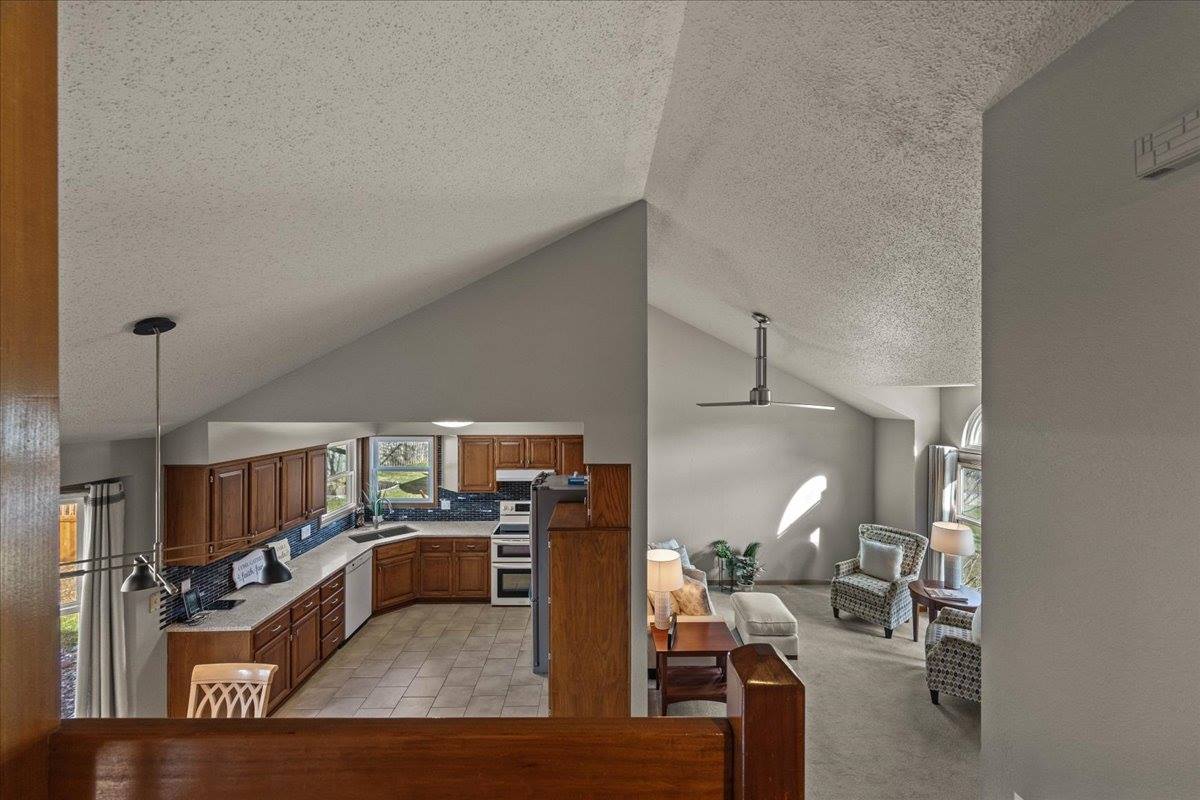 15778 Horton St, Overland Park, KS 66223