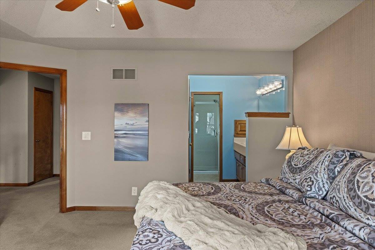 15778 Horton St, Overland Park, KS 66223