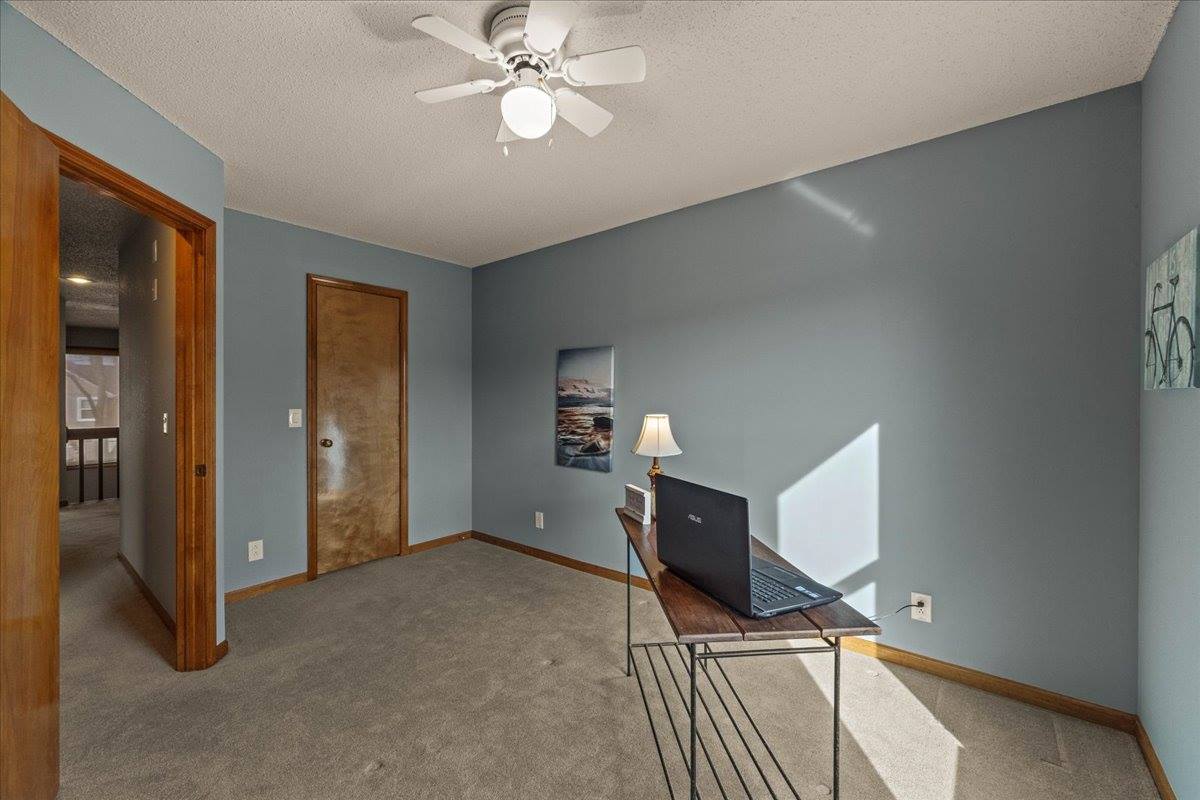 15778 Horton St, Overland Park, KS 66223