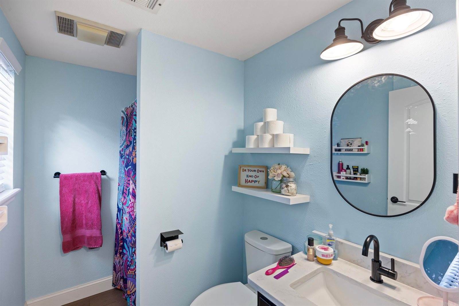 1424 N Lands End Pt, Russellville, AR 72802