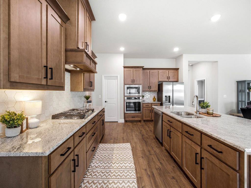 224 Comanche Trail, Alvarado, TX 76009