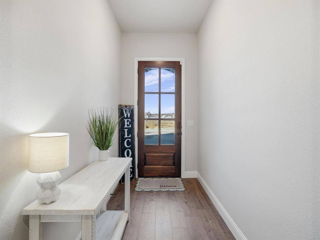 224 Comanche Trail, Alvarado, TX 76009