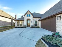 224 Comanche Trail, Alvarado, TX 76009