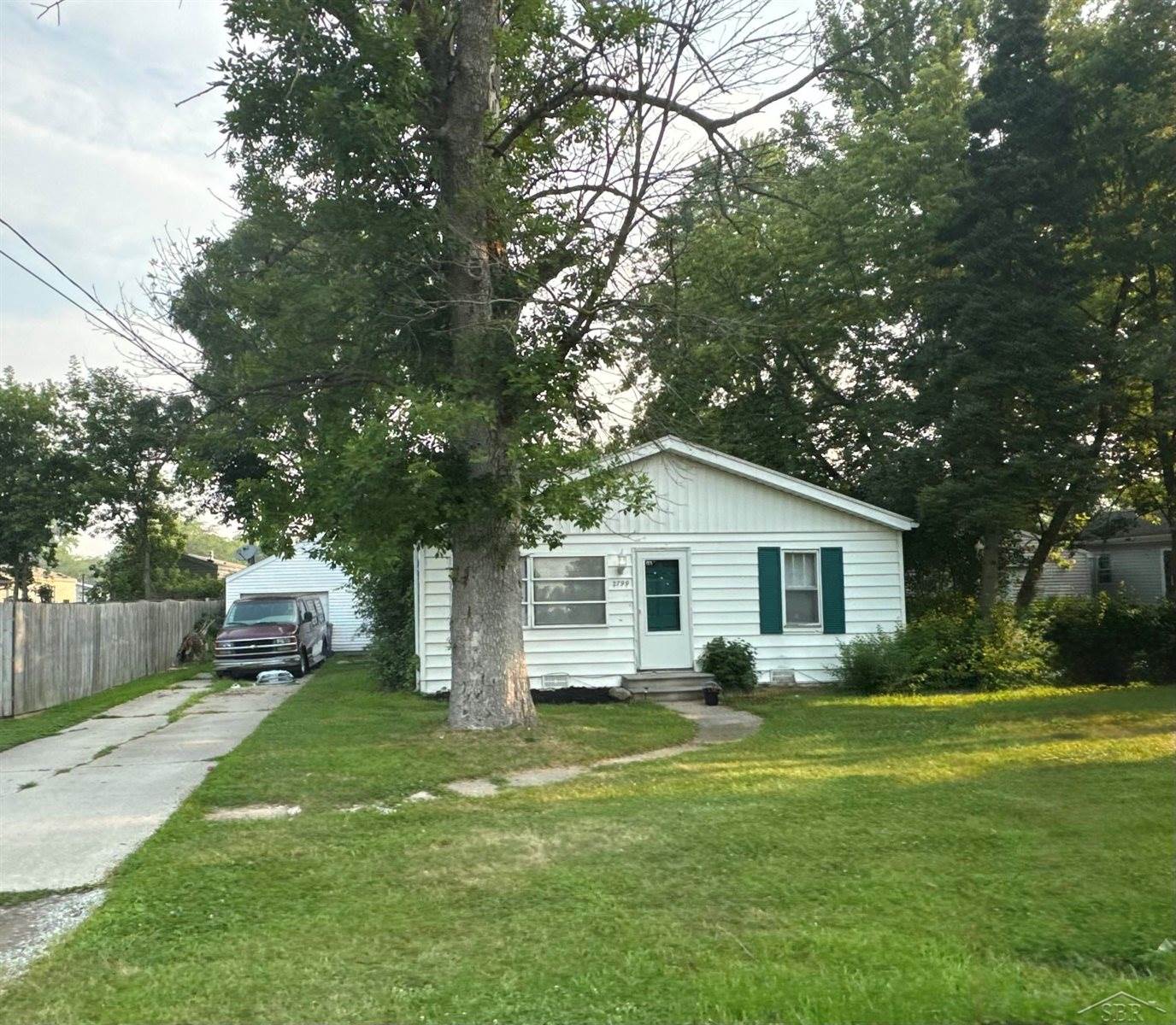 2799 Longview Avenue, Saginaw, MI 48601