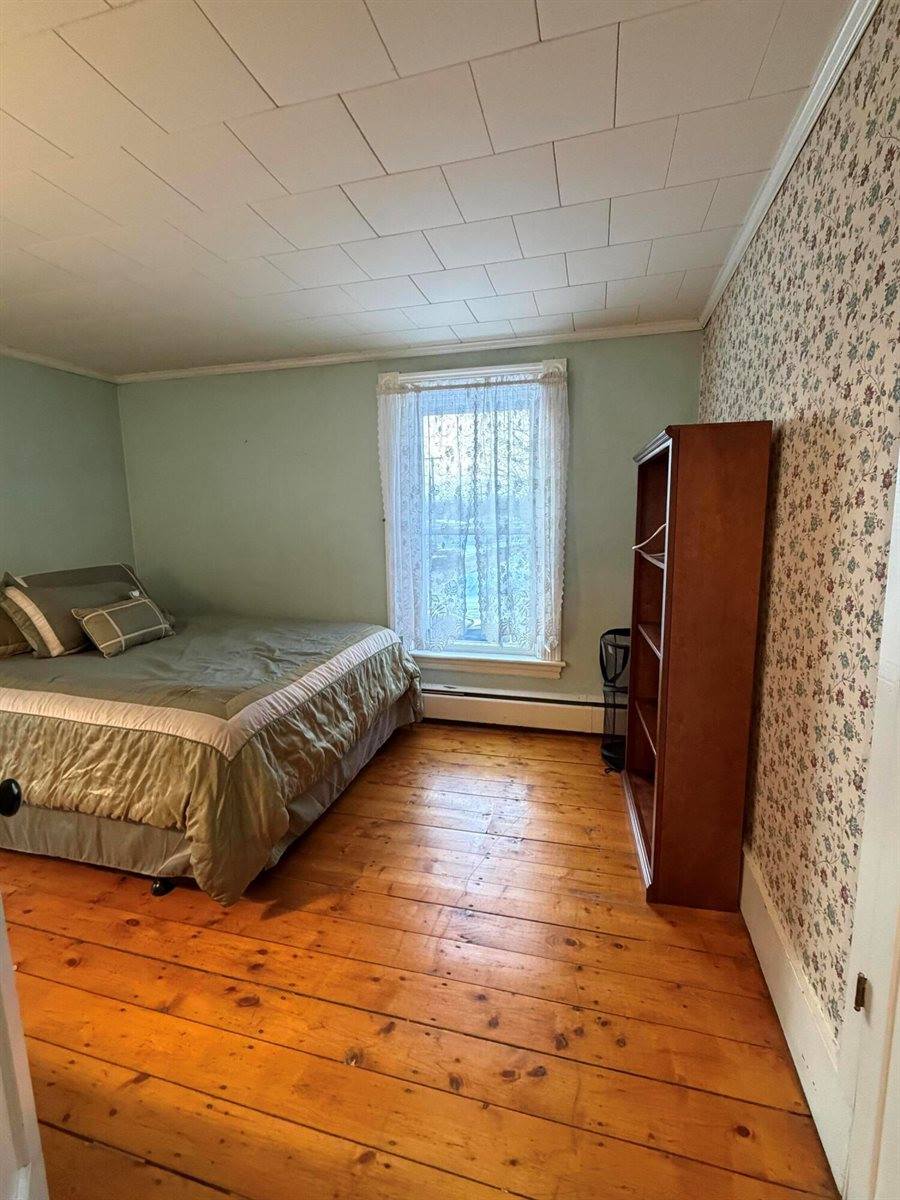 27 School Street, Guilford, ME 04443